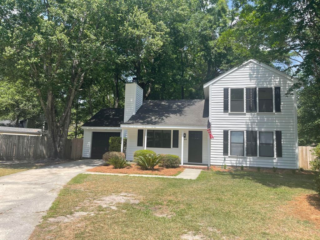 Photo of 109 Edgewood Lane, Goose Creek, SC 29445 (MLS # 26011930)