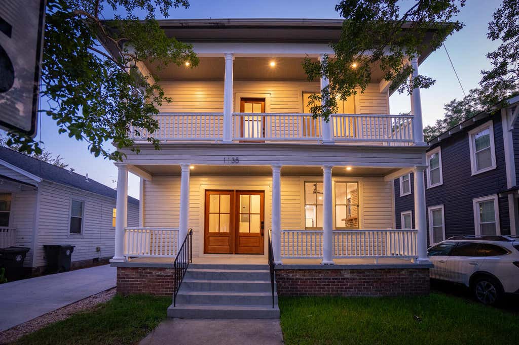 Photo of 1135 King Street, Charleston, SC 29403 (MLS # 26019823)