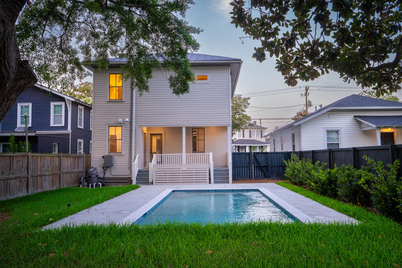 1135 King Street