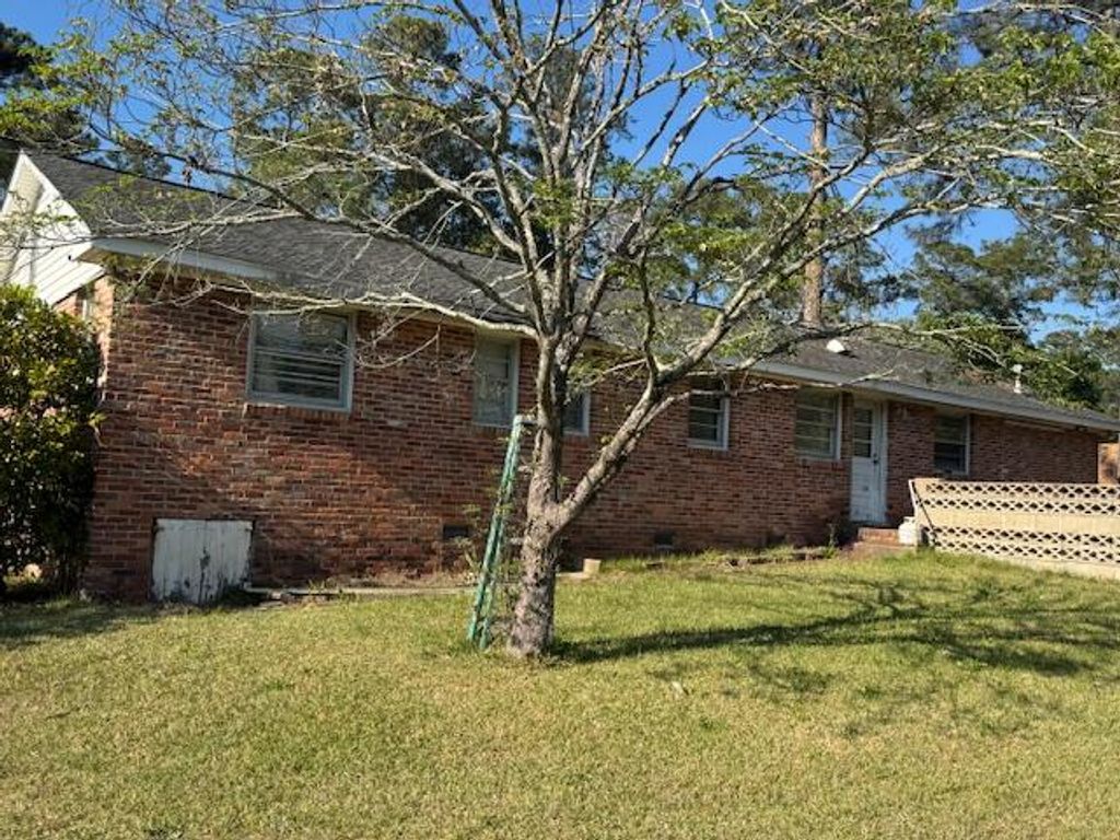 Photo of 1571 Marshall Street, Orangeburg, SC 29118 (MLS # 26010717)