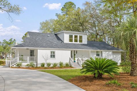 1018 Casseque Province Mount Pleasant SC 29464