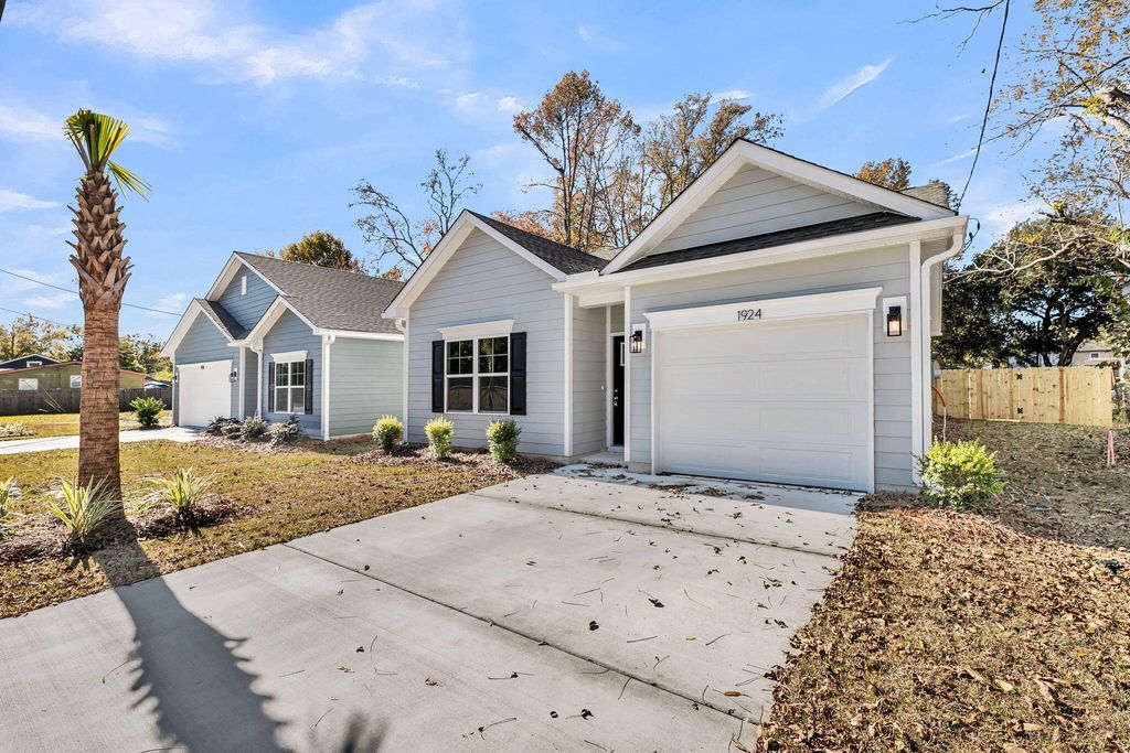 Photo of 1924 Ferguson Road, Charleston, SC 29412 (MLS # 25029659)