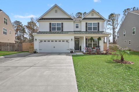 Photo of 134 Palfrey Drive, Ridgeville, SC 29472 (MLS # 26007159)
