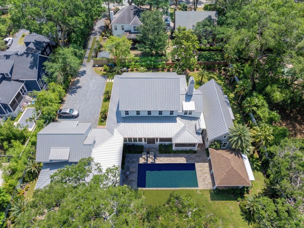 Photo of 952 Mccants Drive, Mount Pleasant, SC 29464 (MLS # 26006938)