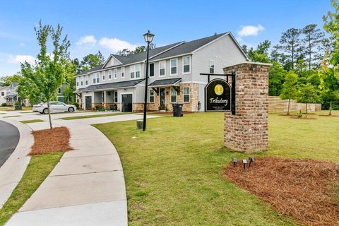 A home in North Charleston