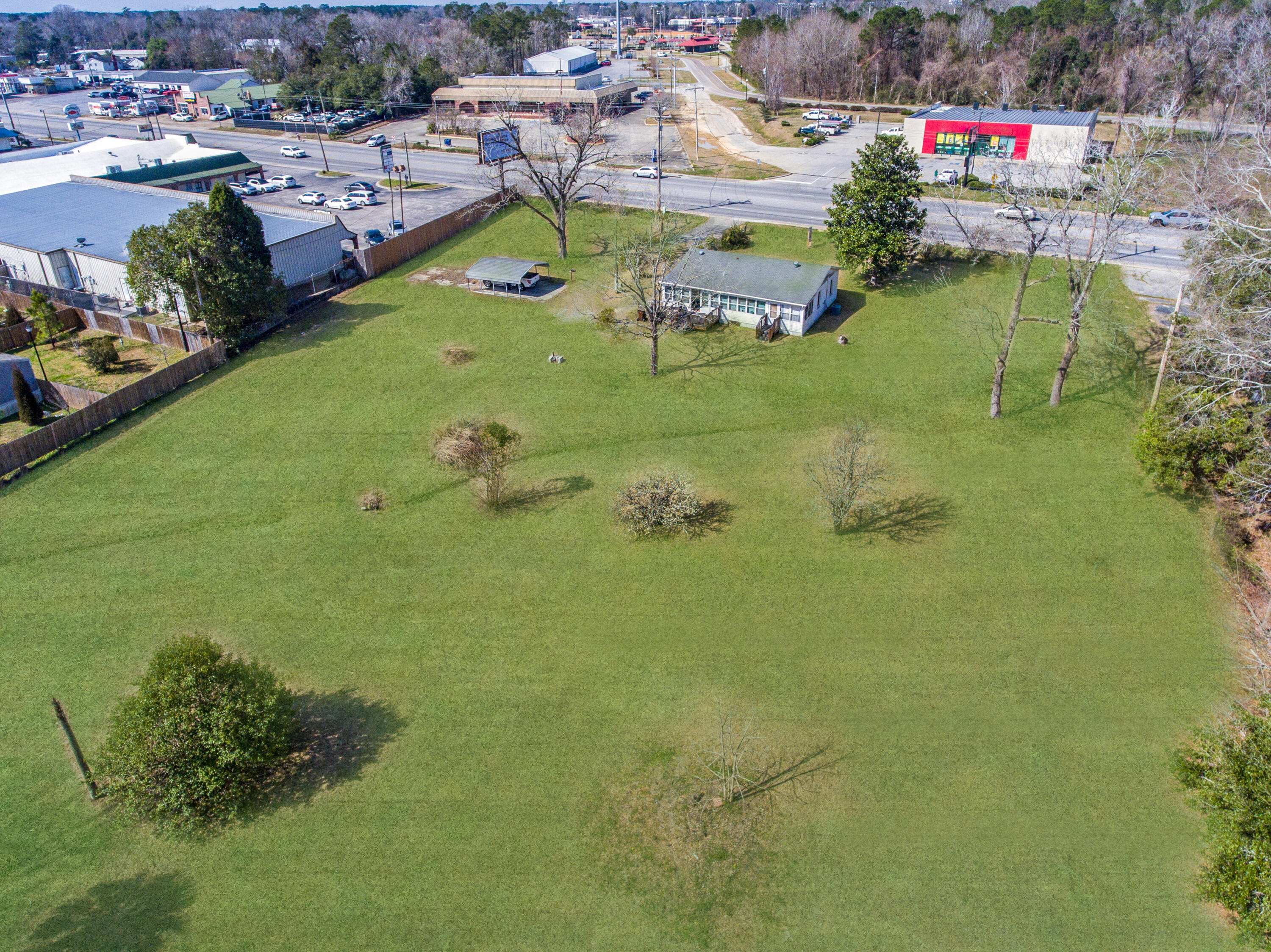 126 N Hwy 52