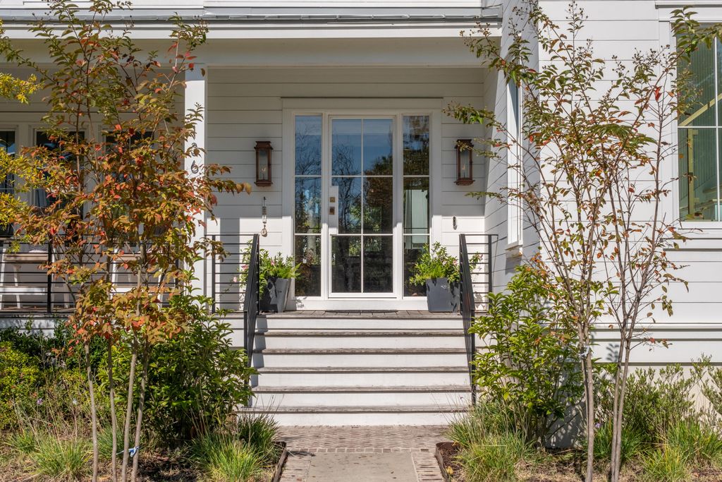 Photo of 136 Iron Bottom Lane, Charleston, SC 29492 (MLS # 25028868)