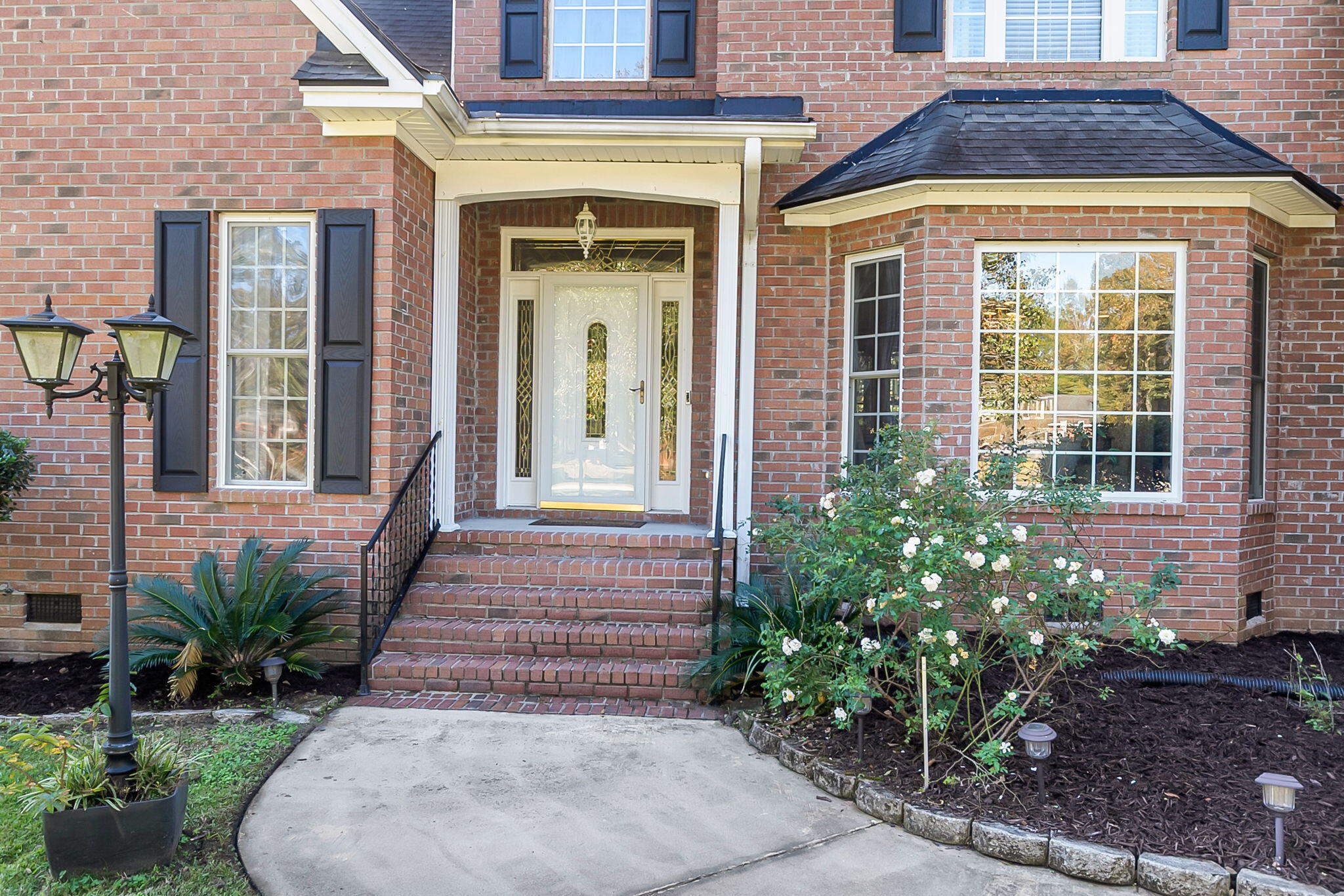 8675 Laurel Grove Lane