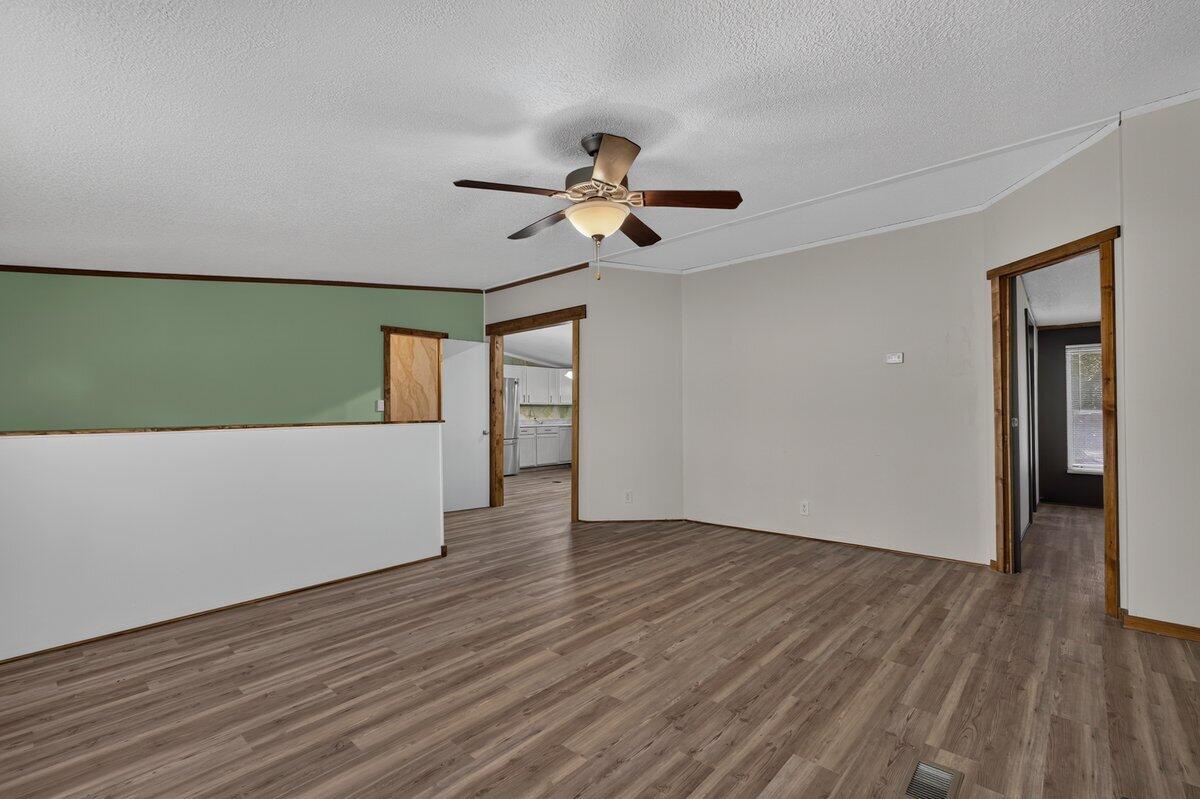 623 Barn Road