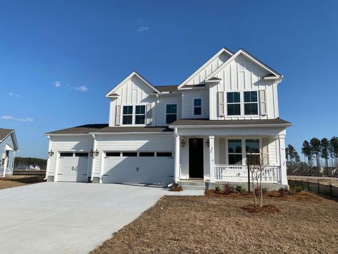 Photo of 752 Maynard Lane, Summerville, SC 29486 (MLS # 25008512) Photo of 752 Maynard Lane, Summerville, SC 29486 (MLS # 25008512)