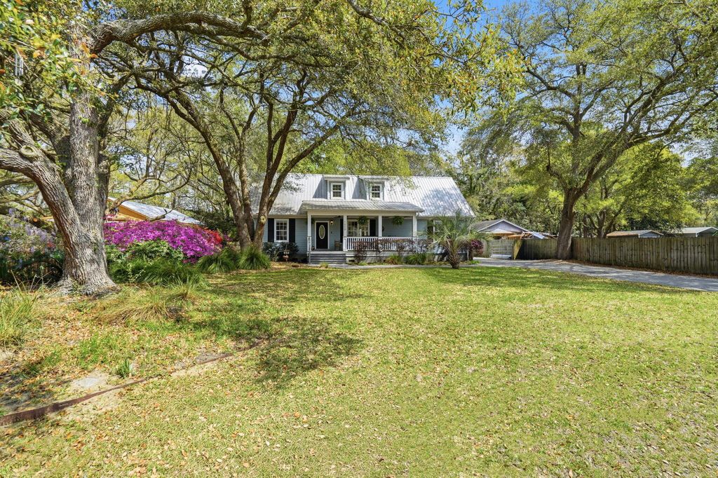 Photo of 1539 Keswick Drive, Johns Island, SC 29455 (MLS # 26008487)