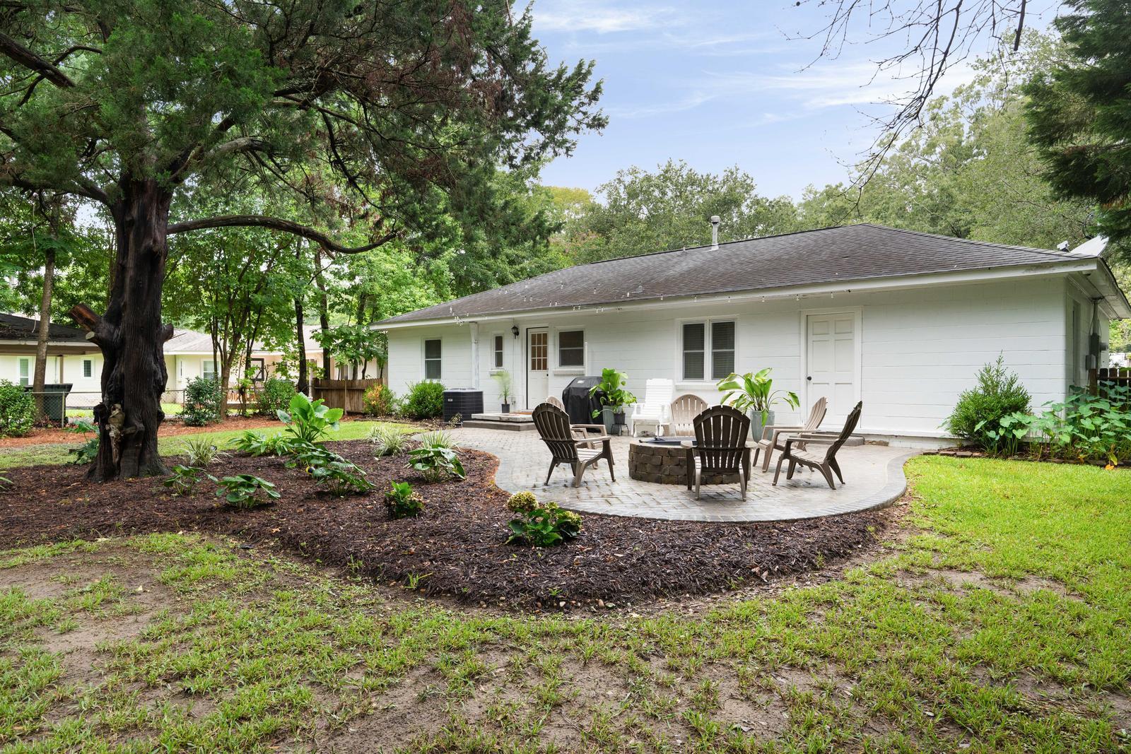 1325 Saint Clair Drive