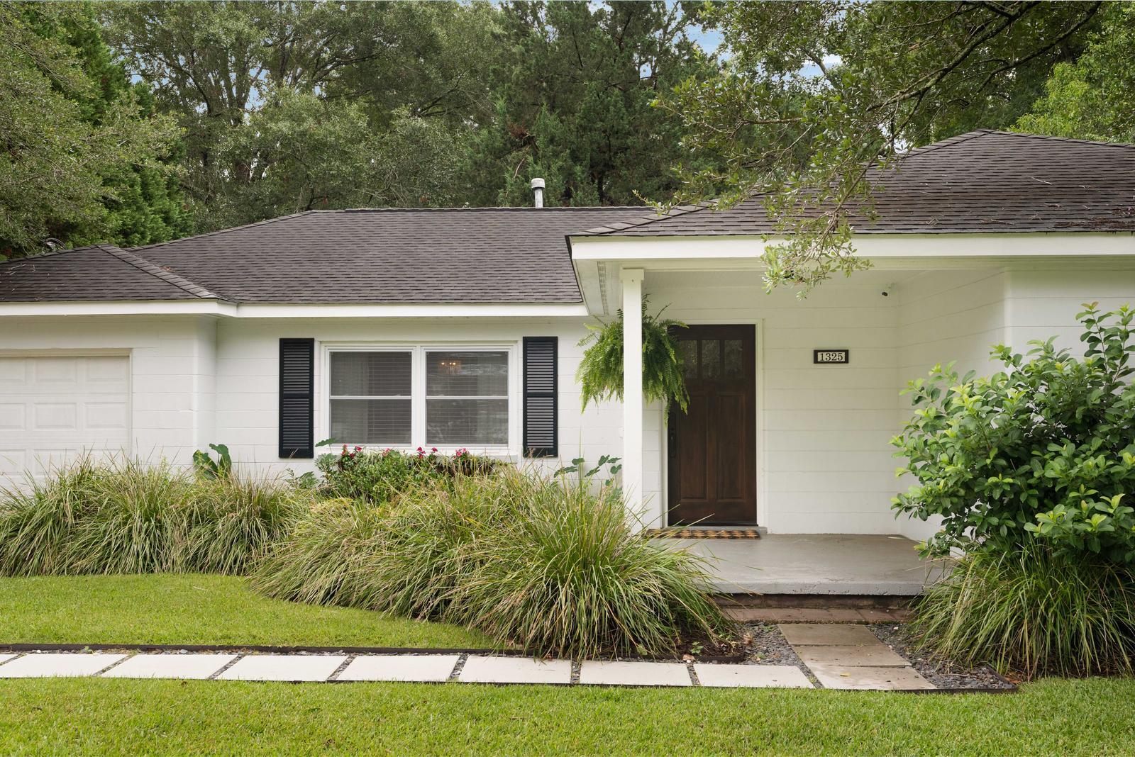 1325 Saint Clair Drive