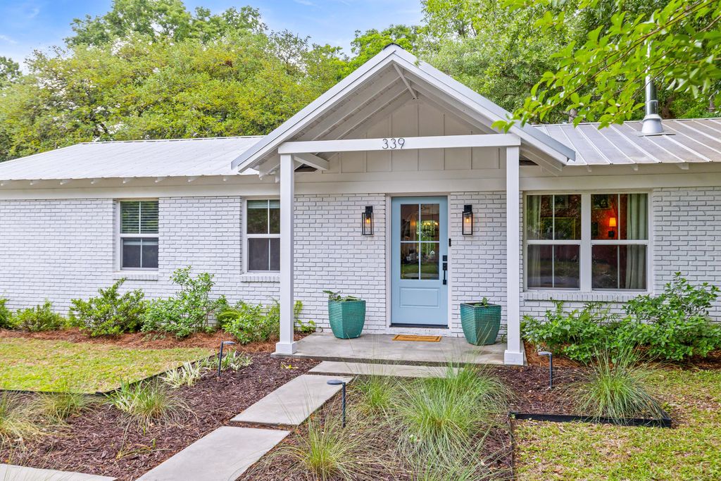 Photo of 339 Millcreek Drive, Charleston, SC 29407 (MLS # 26012264)