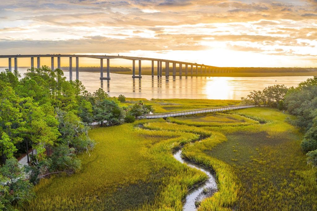 Photo of 136 Fairbanks Drive, Charleston, SC 29492 (MLS # 25031808)