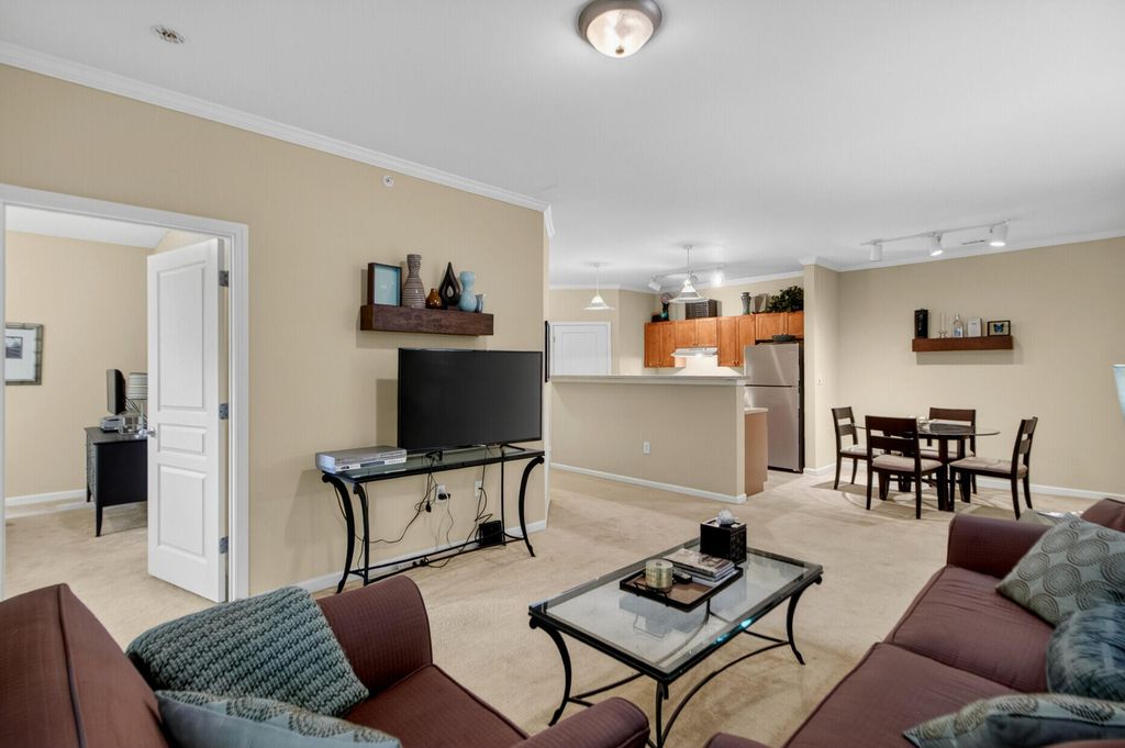 Photo of 300 Bucksley Lane #Unit 302, Charleston, SC 29492 (MLS # 26013243)