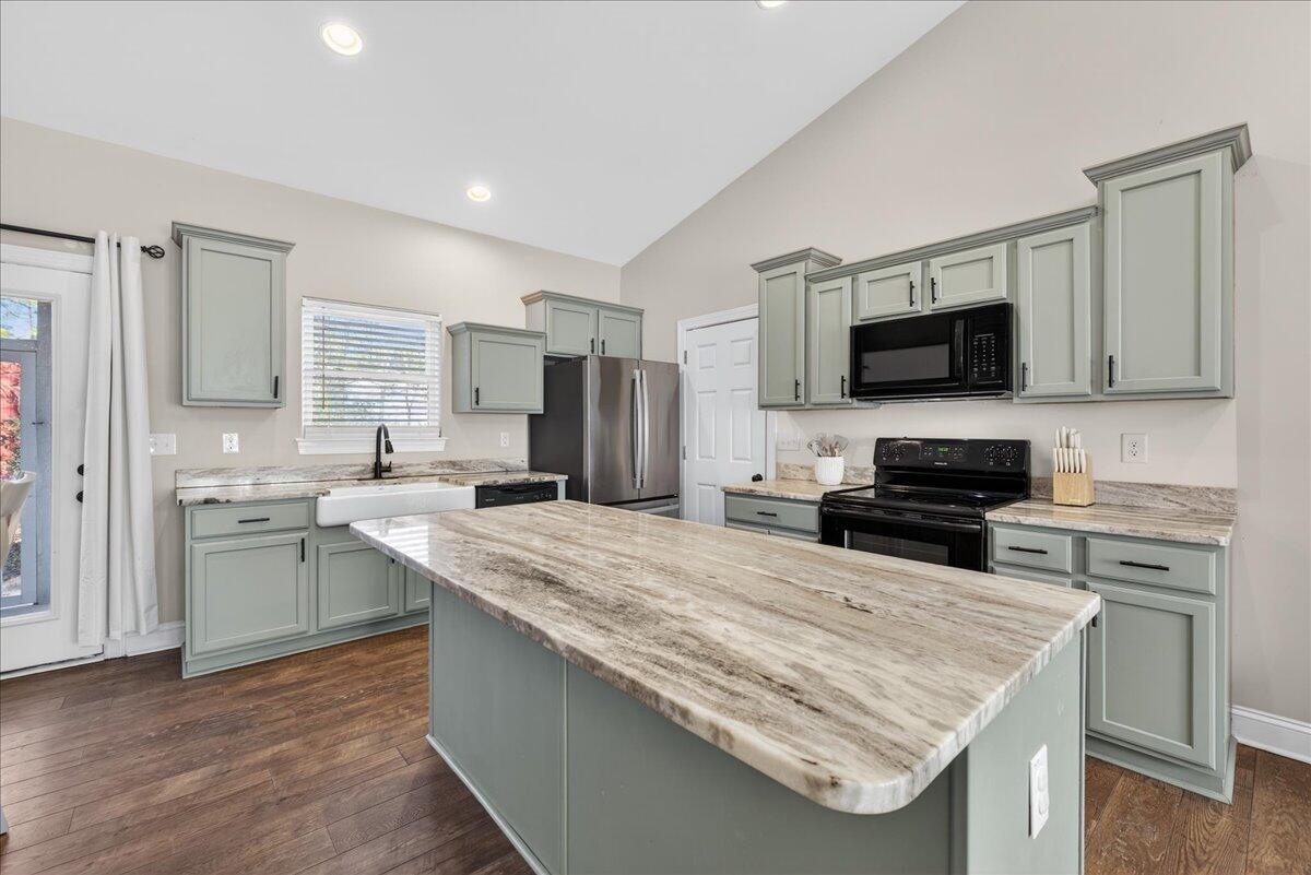 124 Lodestone Court