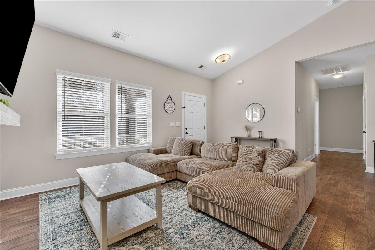 124 Lodestone Court
