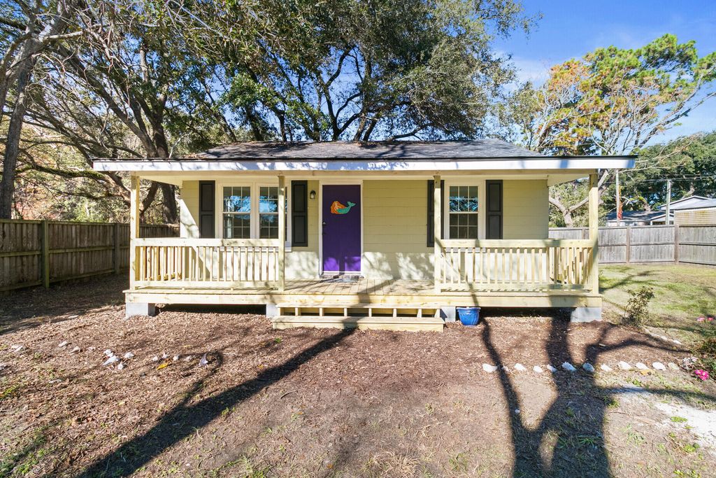 Photo of 1816 Battery Island Drive, Charleston, SC 29412 (MLS # 25032383)