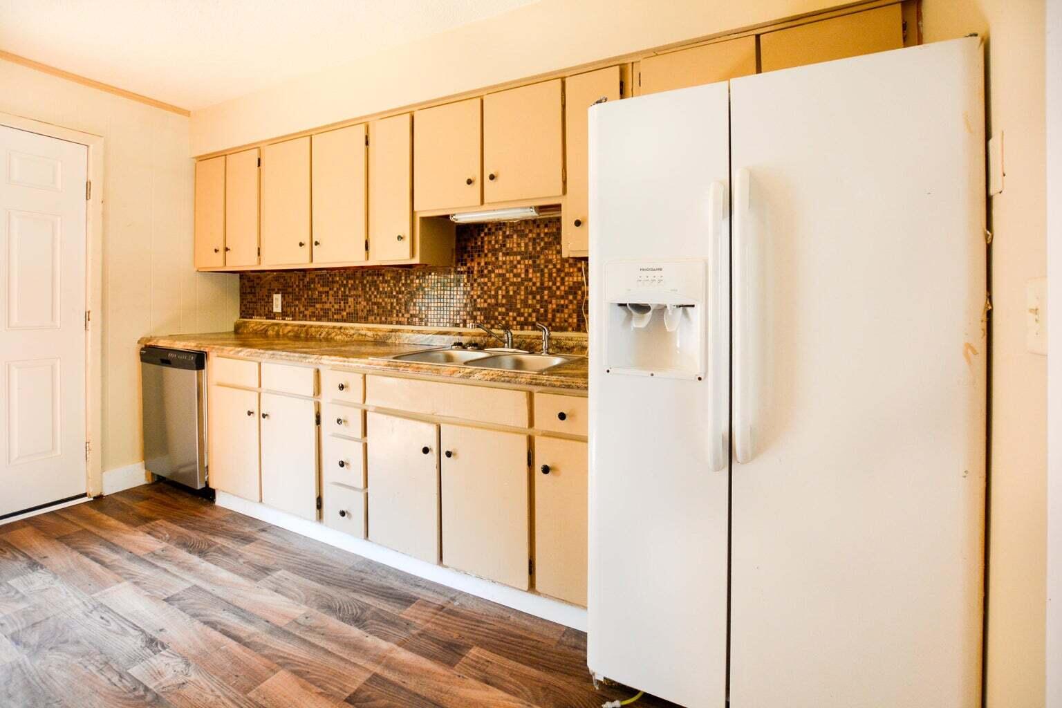 1045 Harborview Road A