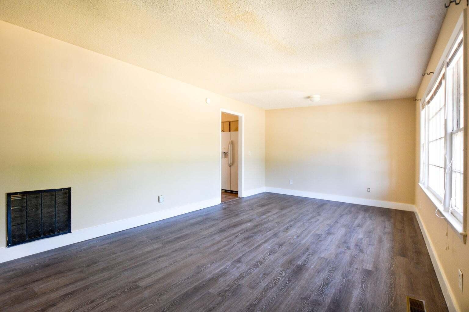 1045 Harborview Road A