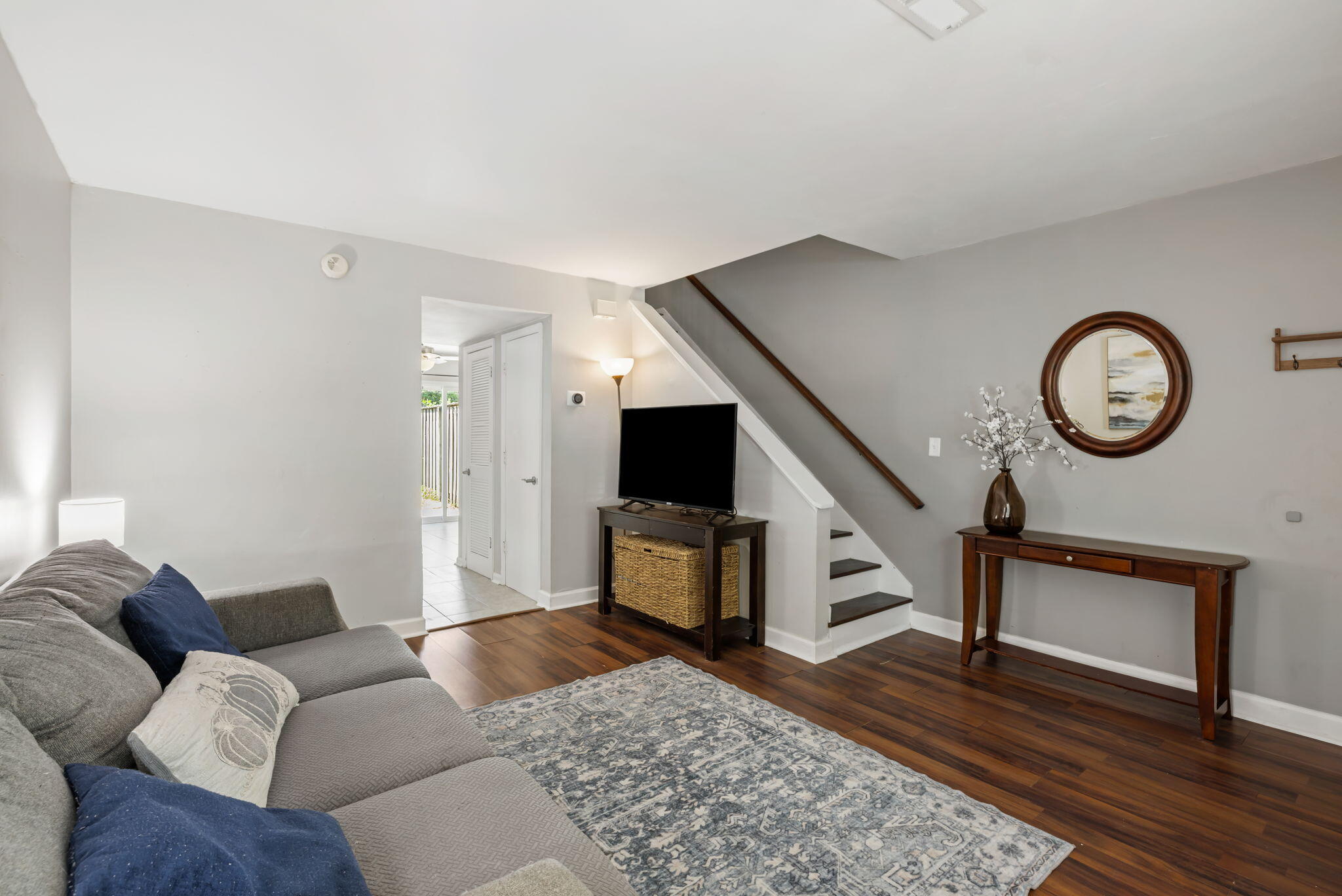 507 Stinson Drive E8