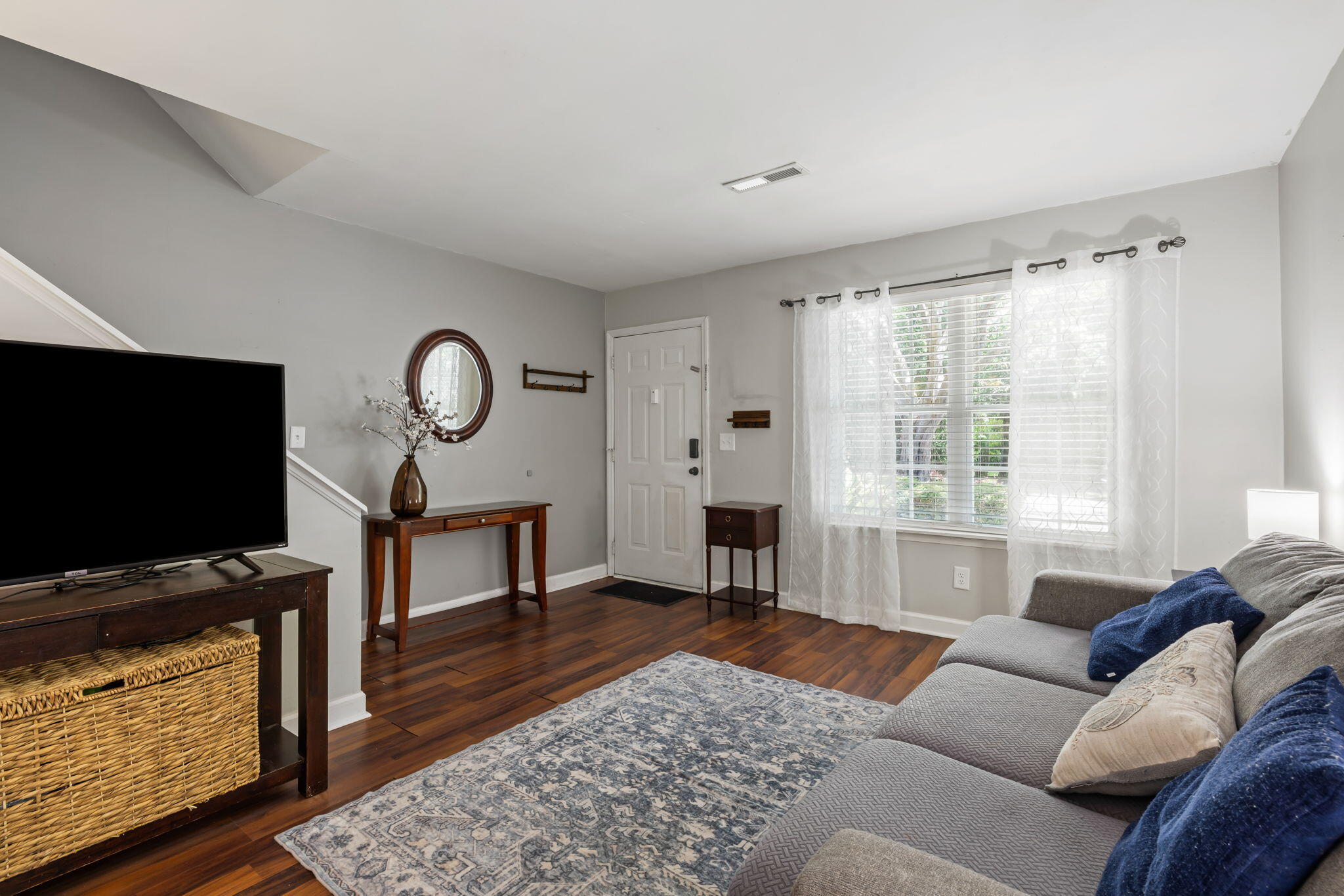 507 Stinson Drive E8