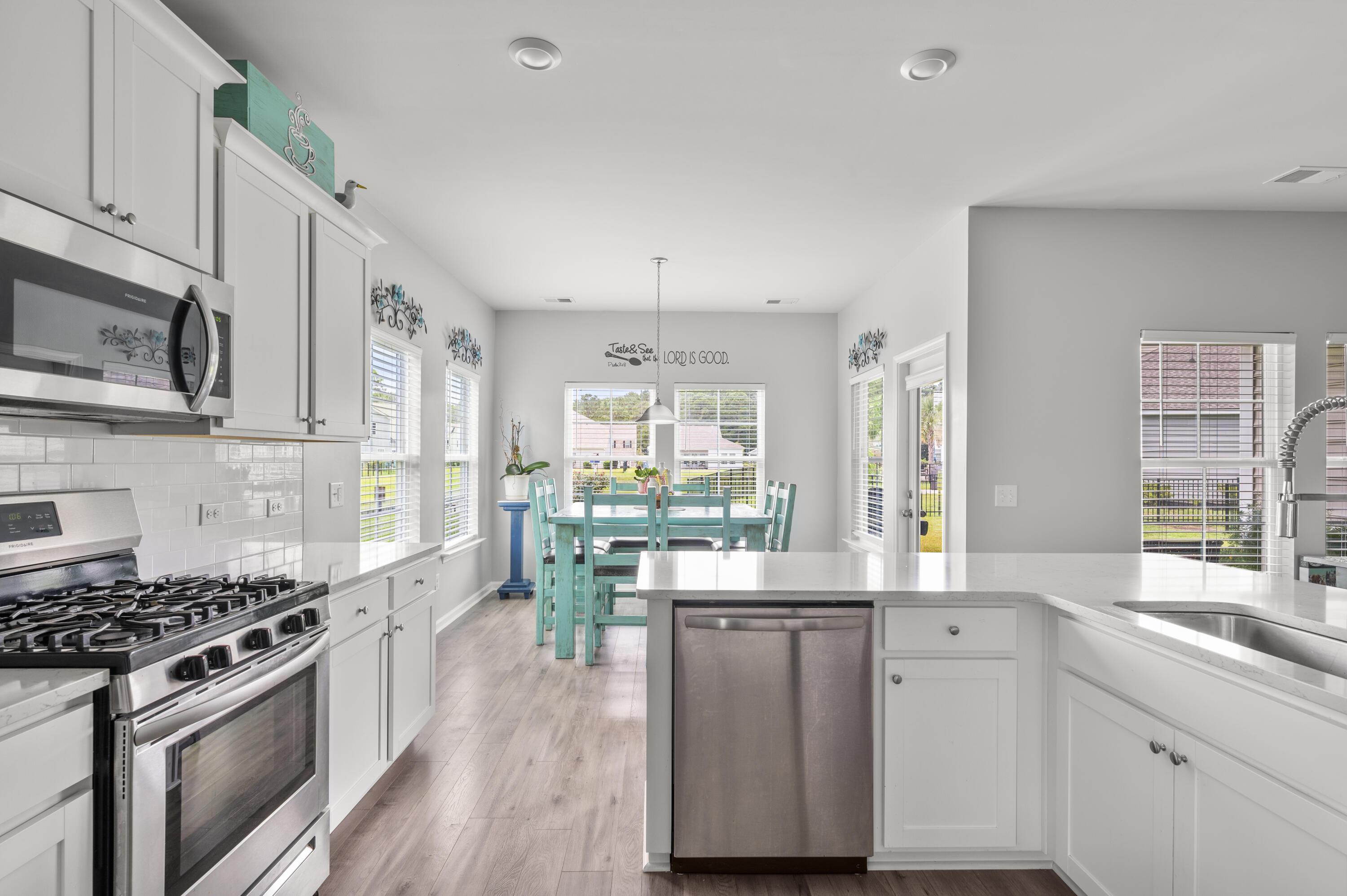 5006 Catfish Loop
