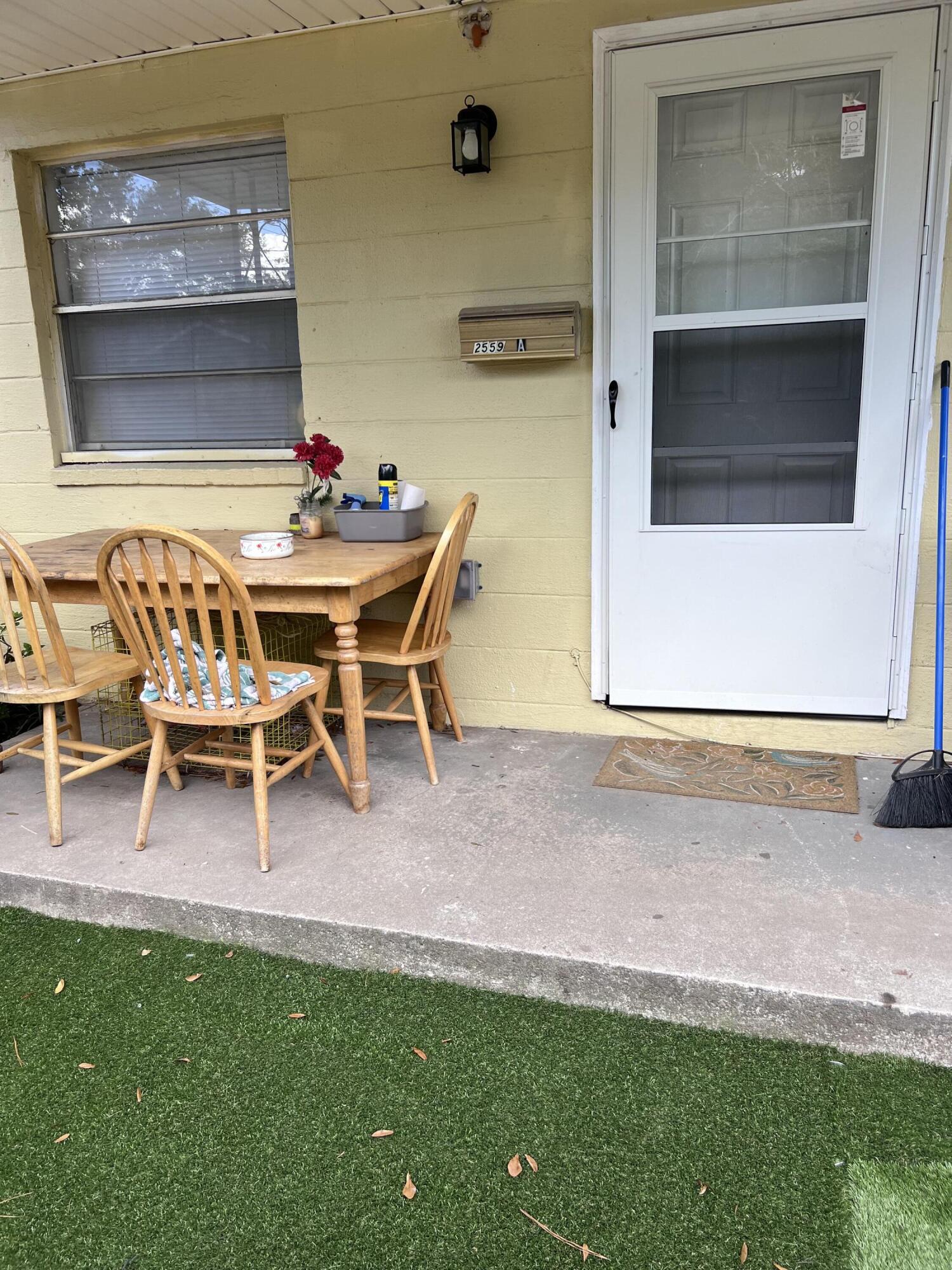 2636 S Allen Drive 2559 Accabee A & B