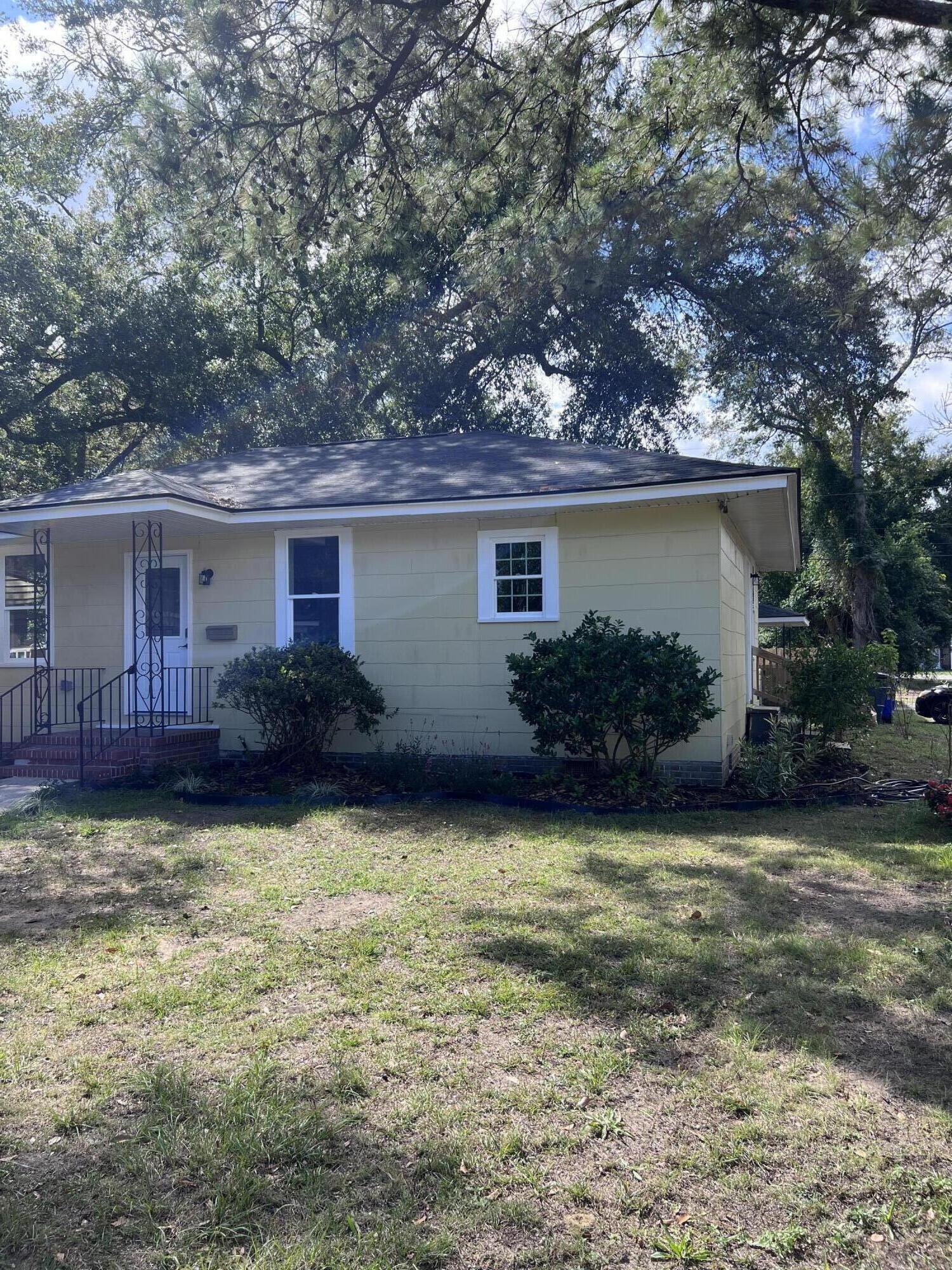2636 S Allen Drive 2559 Accabee A & B