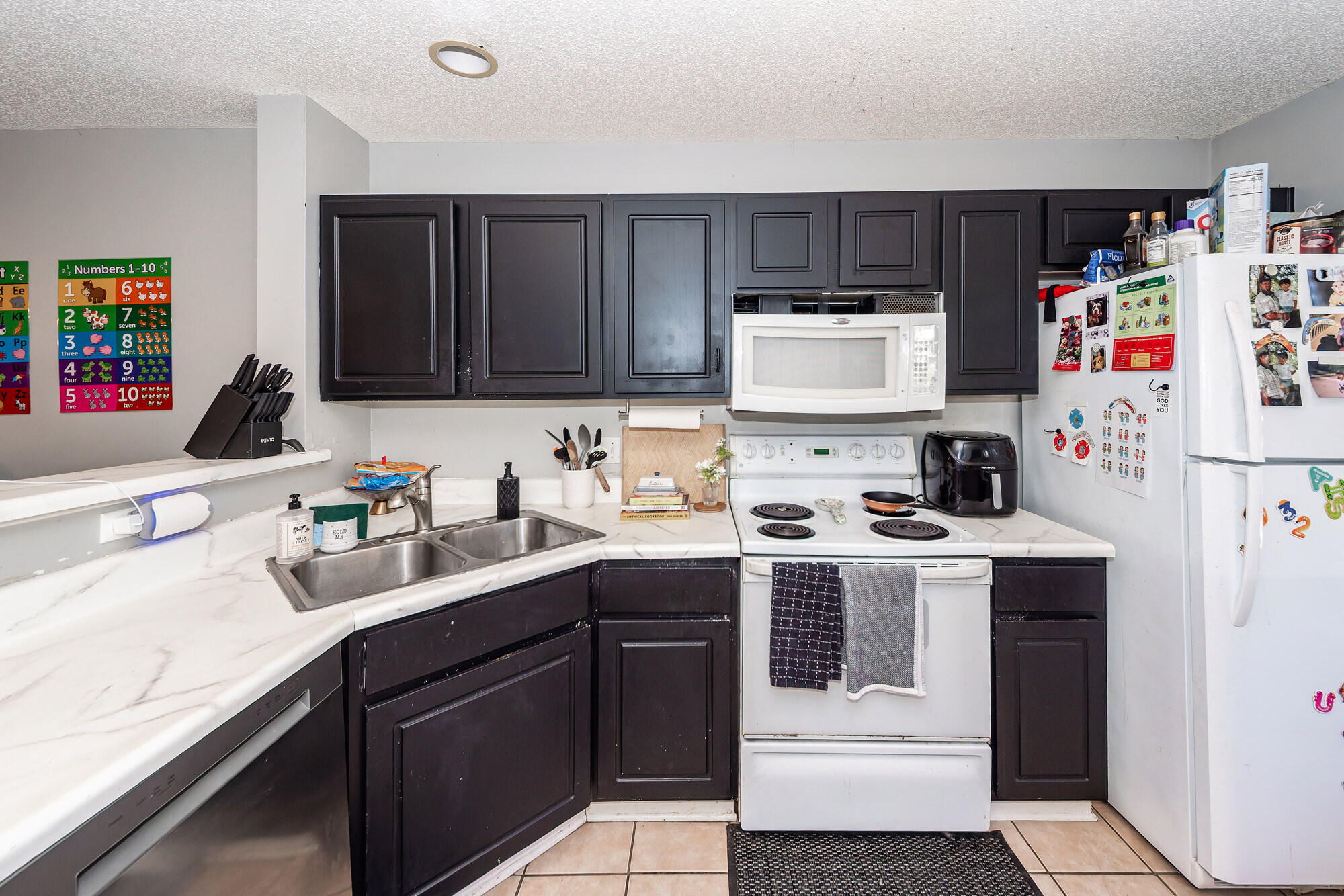 8097 Shadow Oak Drive