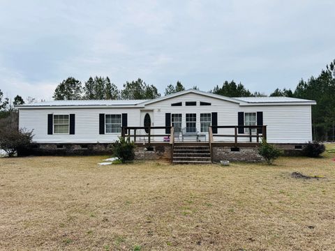 A home in Islandton