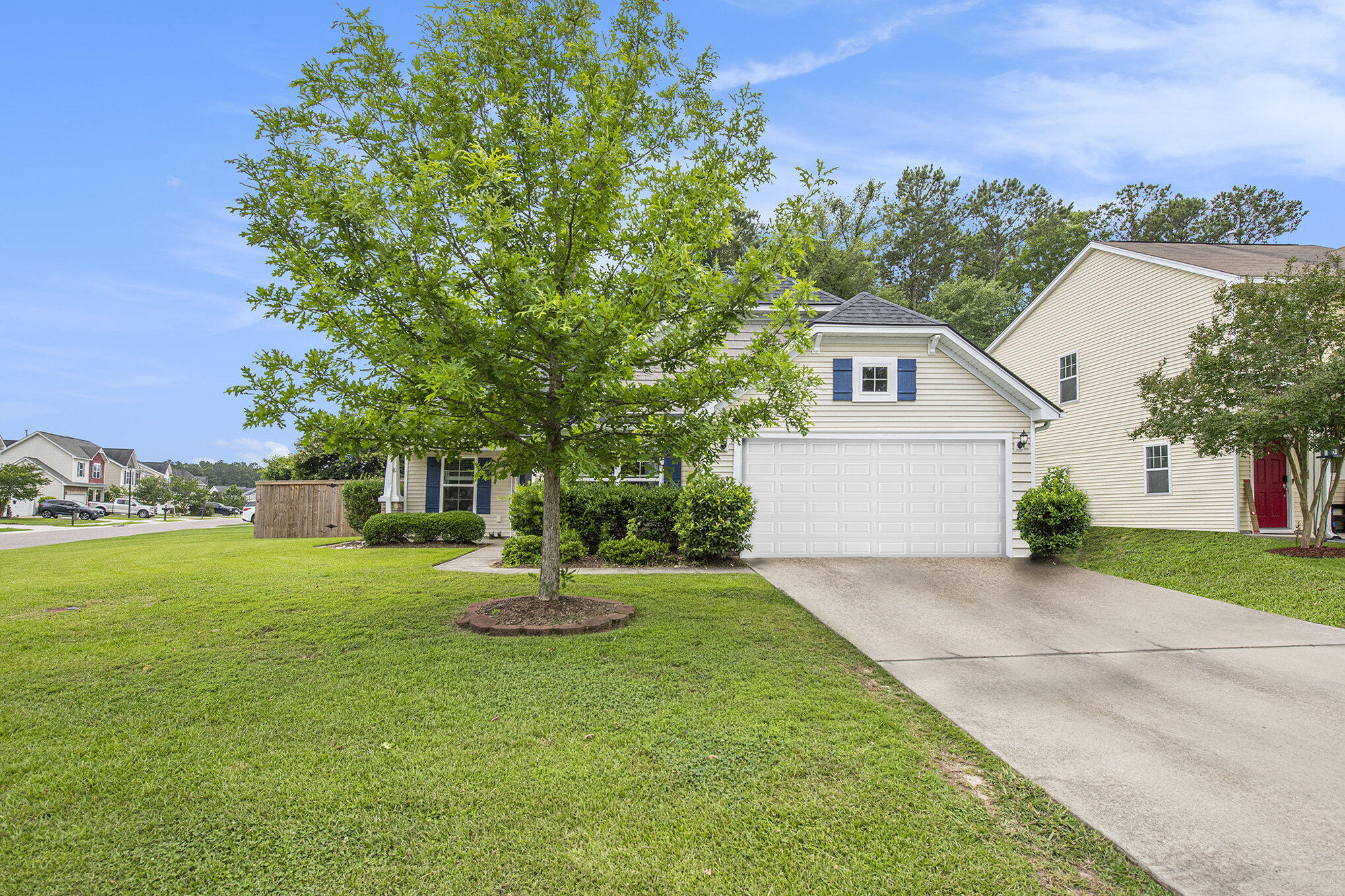 341 Drayton Place Drive Drive