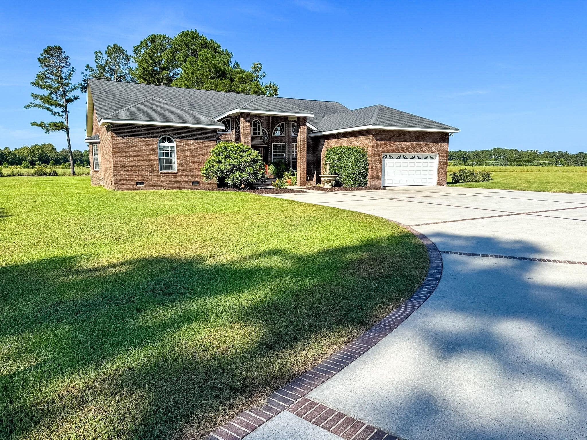 824 Hilton Hall Road