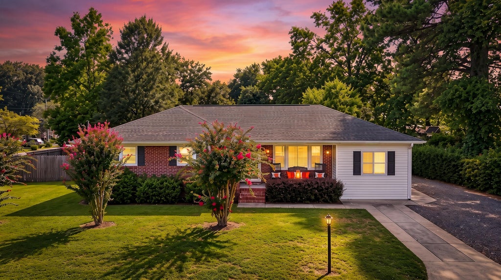 Photo of 2729 Mona Avenue, Charleston, SC 29414 (MLS # 26026000)