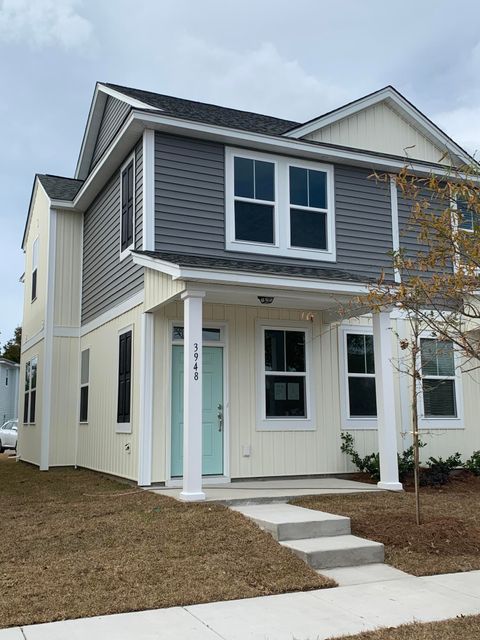 A home in North Charleston