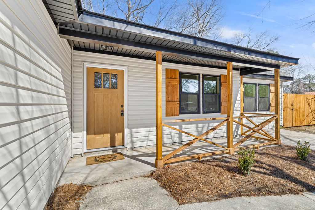 Photo of 418 Carolina Circle, Ladson, SC 29456 (MLS # 26005286)