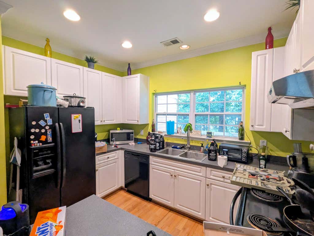 Photo of 4029 Hartland Street, Charleston, SC 29414 (MLS # 26020727)