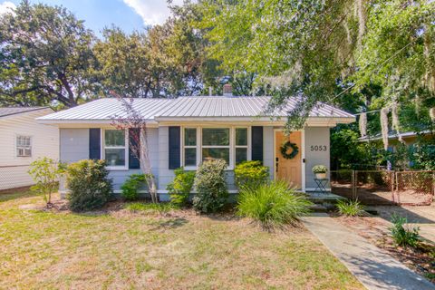 A home in North Charleston