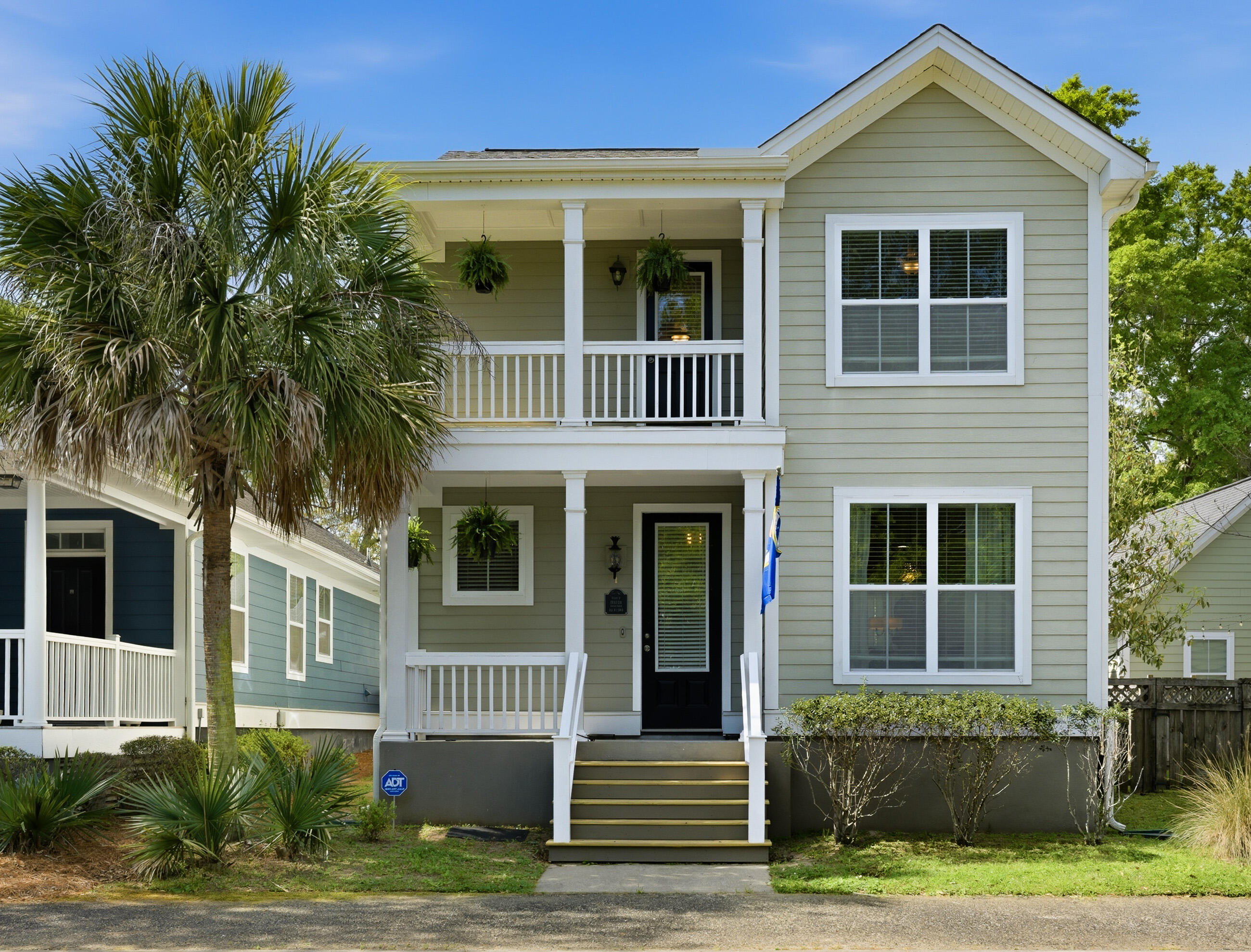 5292 E Dolphin Street