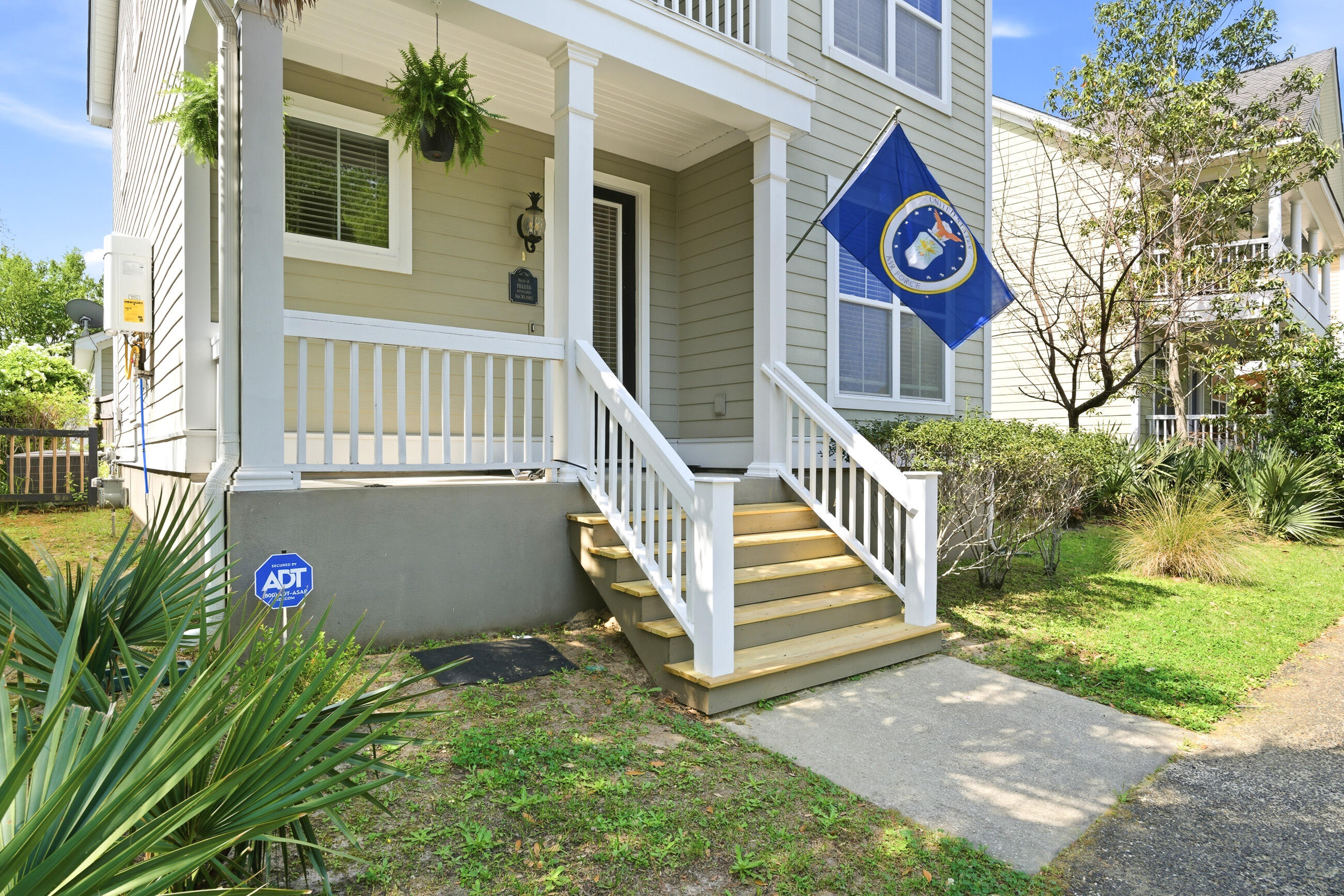 5292 E Dolphin Street