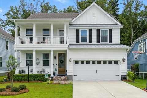 Photo of 142 Boots Branch Road, Summerville, SC 29485 (MLS # 26006716)