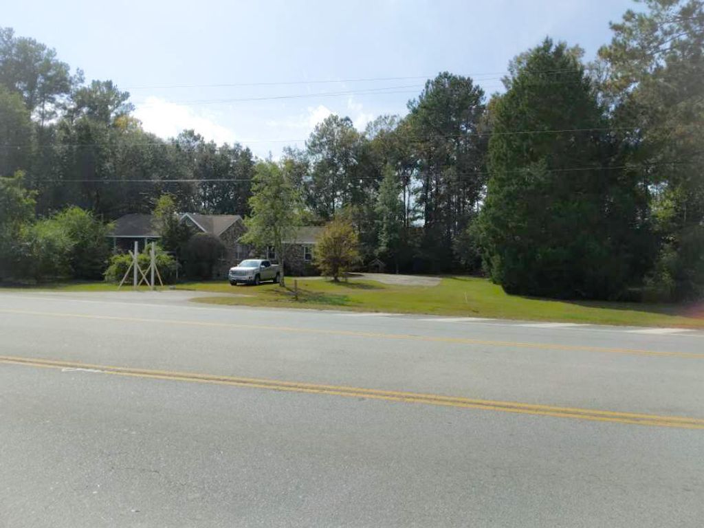Photo of 3331 W 5th N Street, Summerville, SC 29483 (MLS # 24026433)