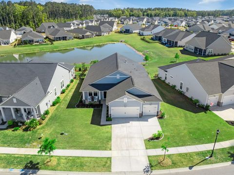 Photo of 1129 Cane Creek Way, Summerville, SC 29485 (MLS # 26012282)