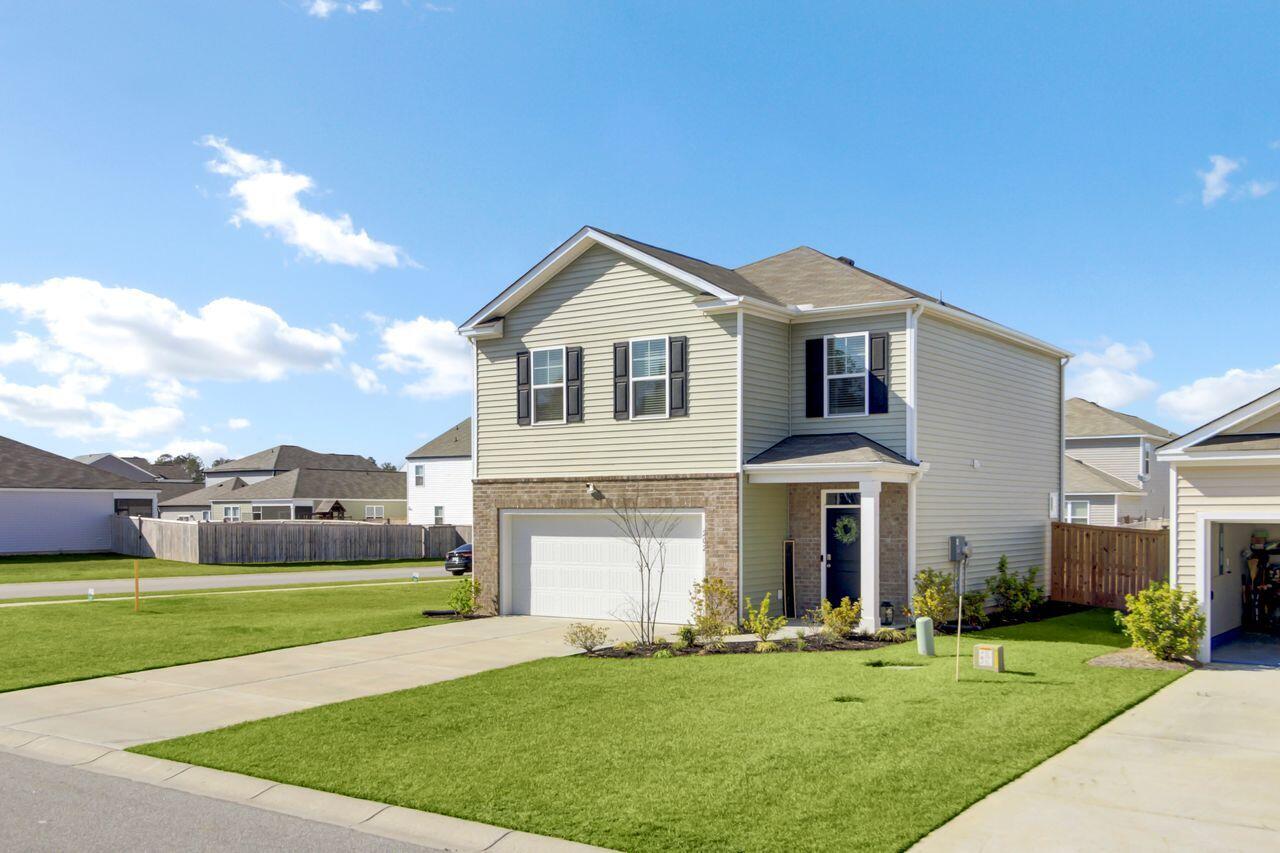 202 N Light Way