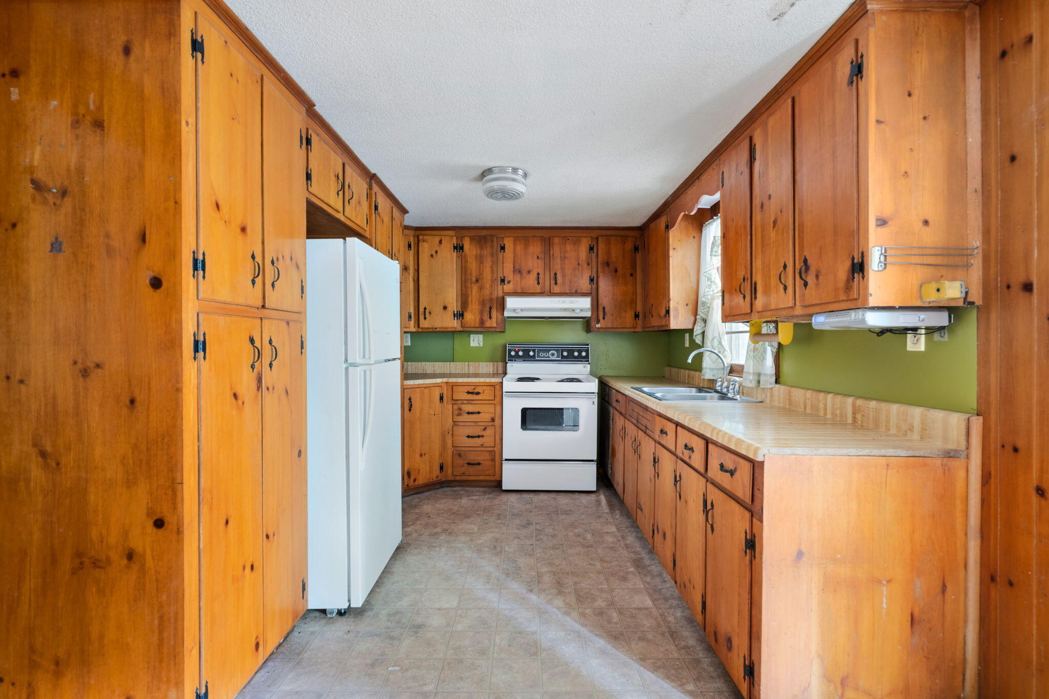 4822 Parker Drive