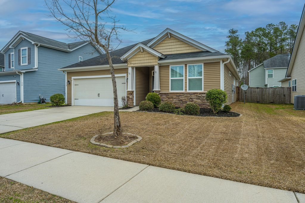 Photo of 116 Triple Crown Road, Moncks Corner, SC 29461 (MLS # 26004091)