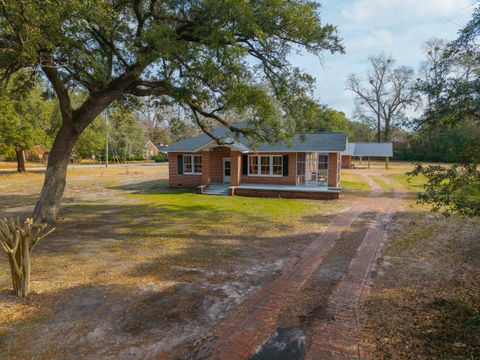 A home in Kingstree