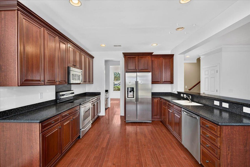 Photo of 129 Gaslight Boulevard, Summerville, SC 29483 (MLS # 26028453)