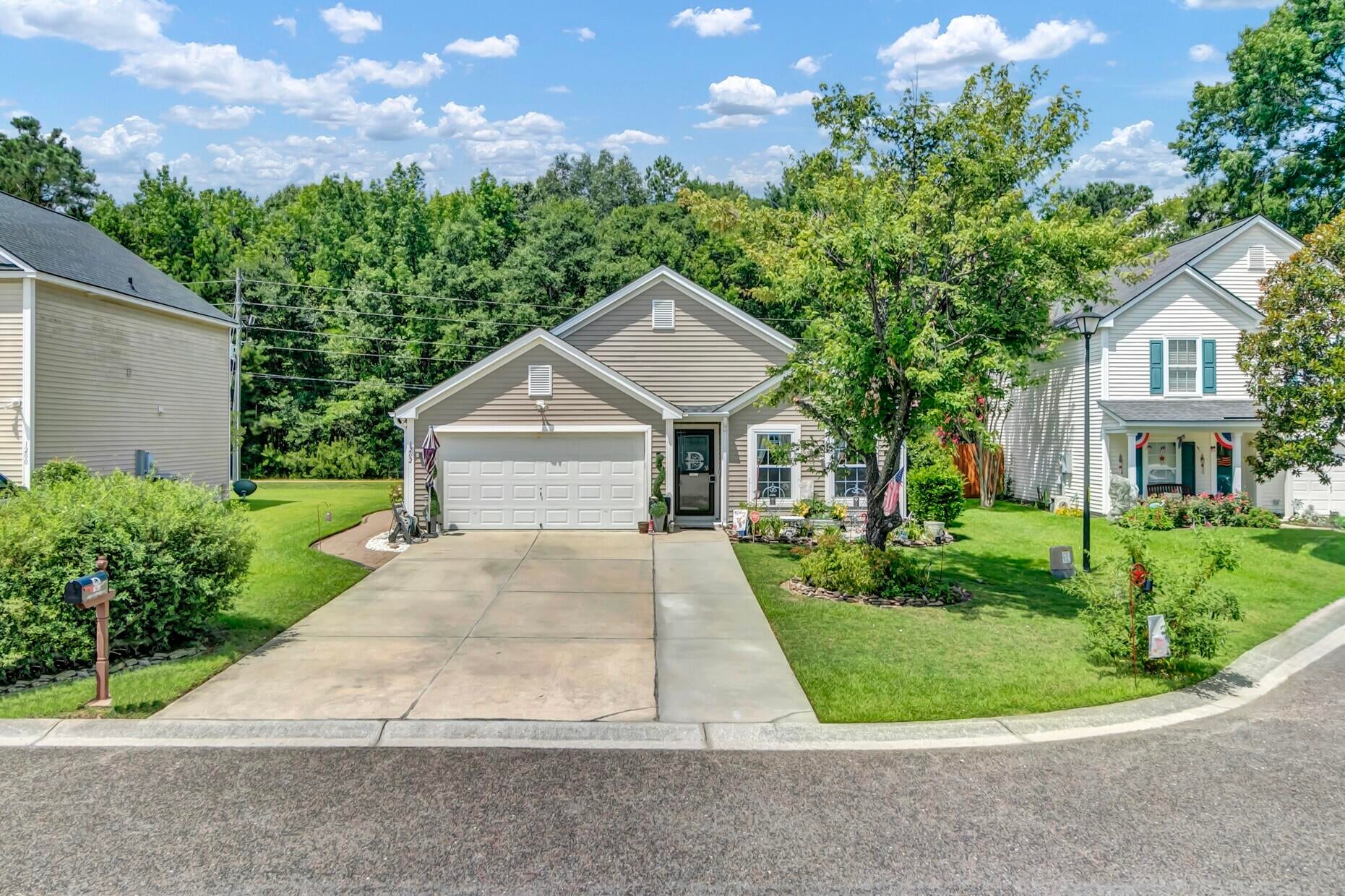 1202 Catbird Court